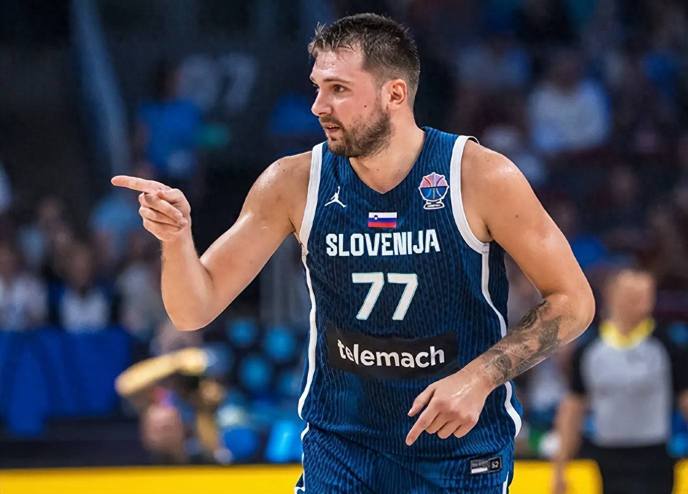 包含东契奇爆冷击败皇家马德里，比分优势明显引爆全场！的词条